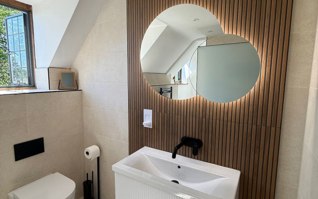 WhatsApp Image 2025-11-11 At 12 04 4950e2862a